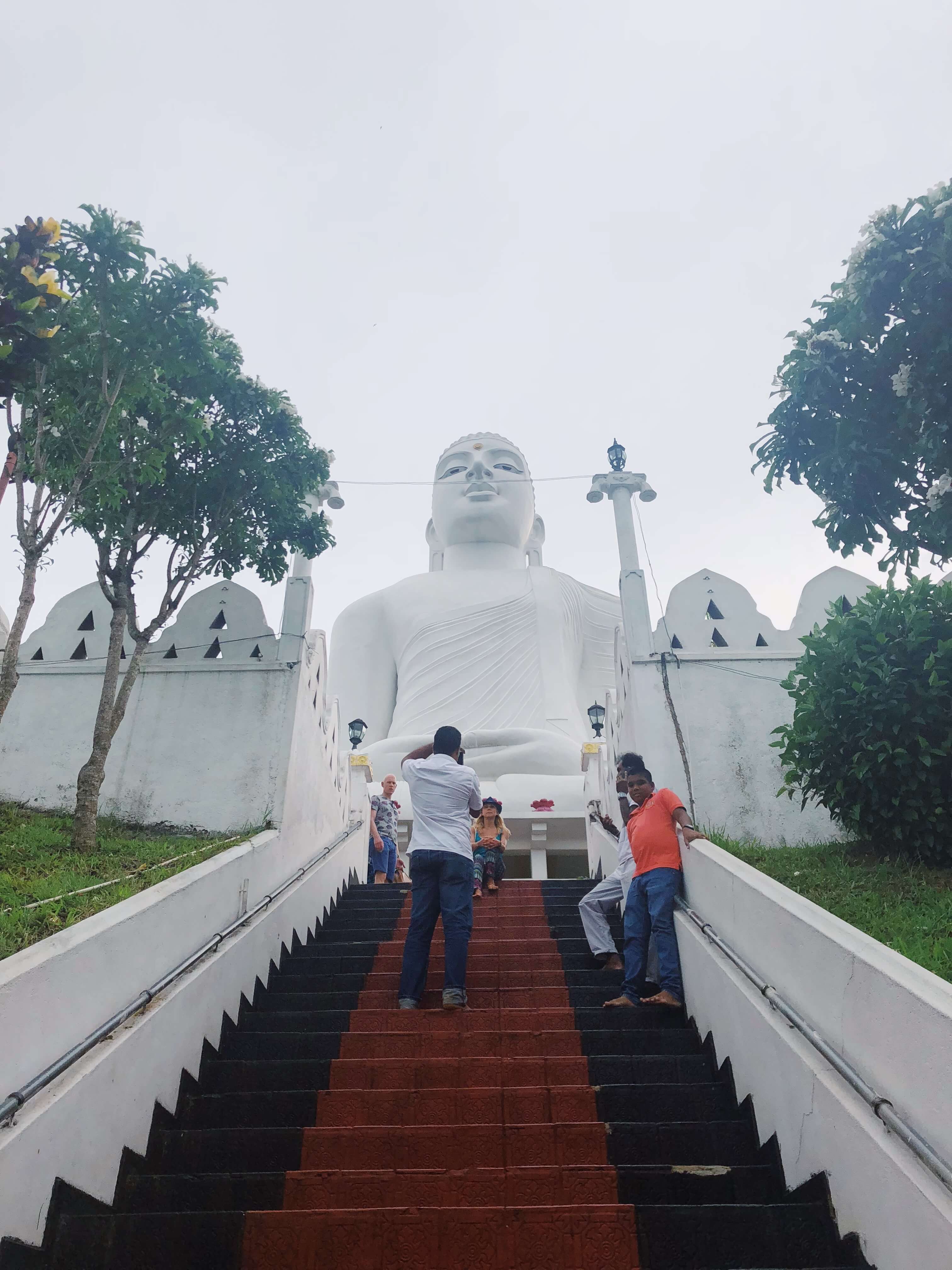 Sri Maha Bodhi Viharaya Buddha in Kandy, Sri Lanka - Village of Bahirawakanda